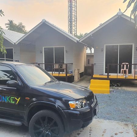 Crazy Monkey Hotel Trat Exterior foto