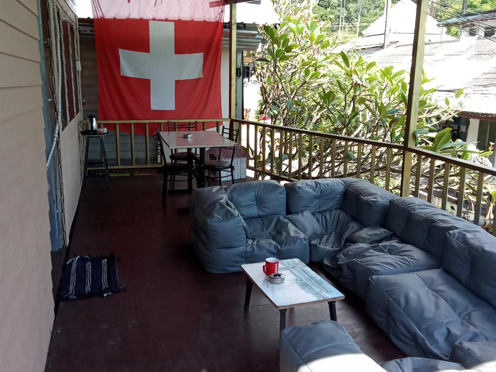 Crazy Monkey Hotel Trat Exterior foto