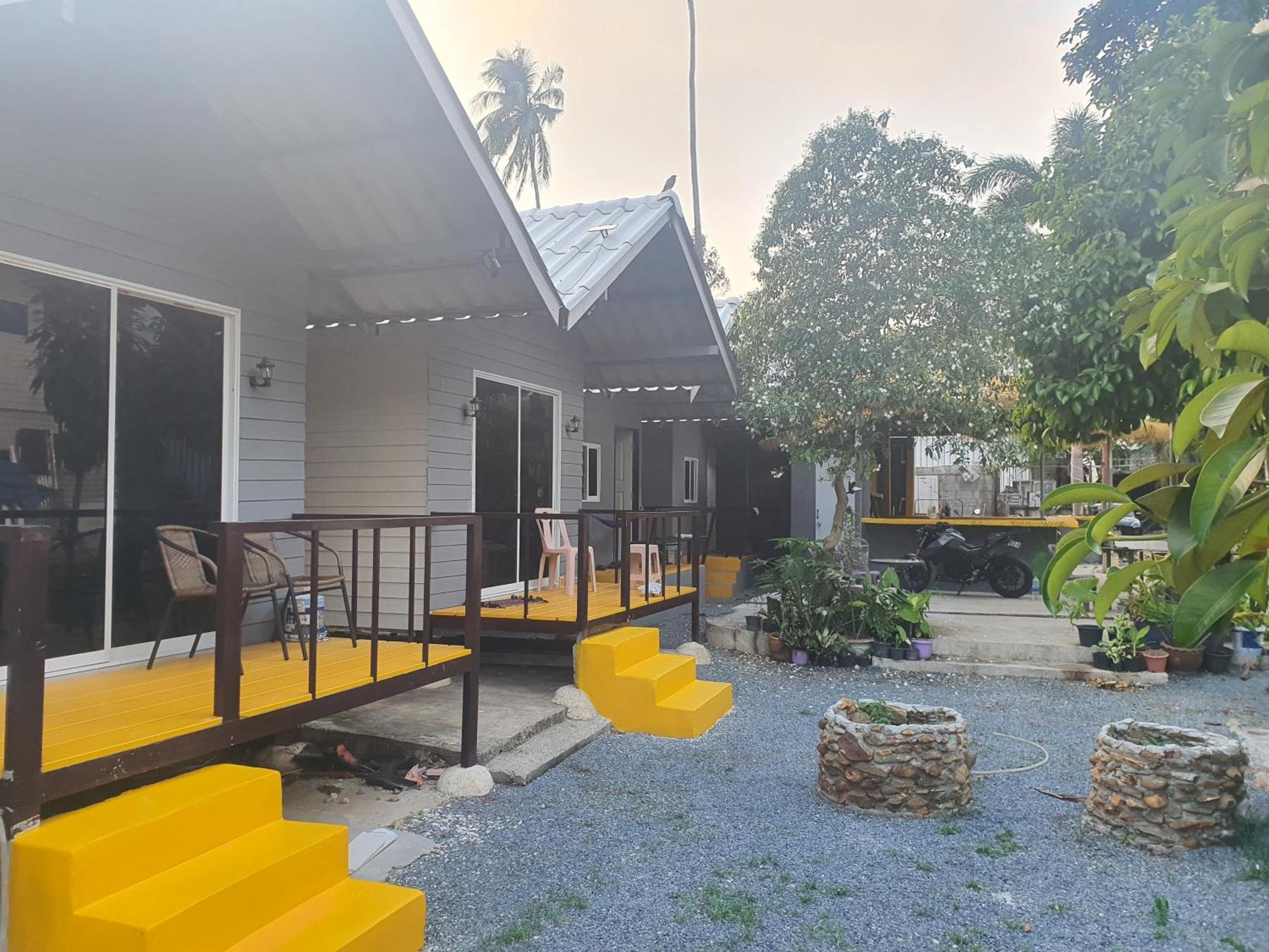 Crazy Monkey Hotel Trat Exterior foto