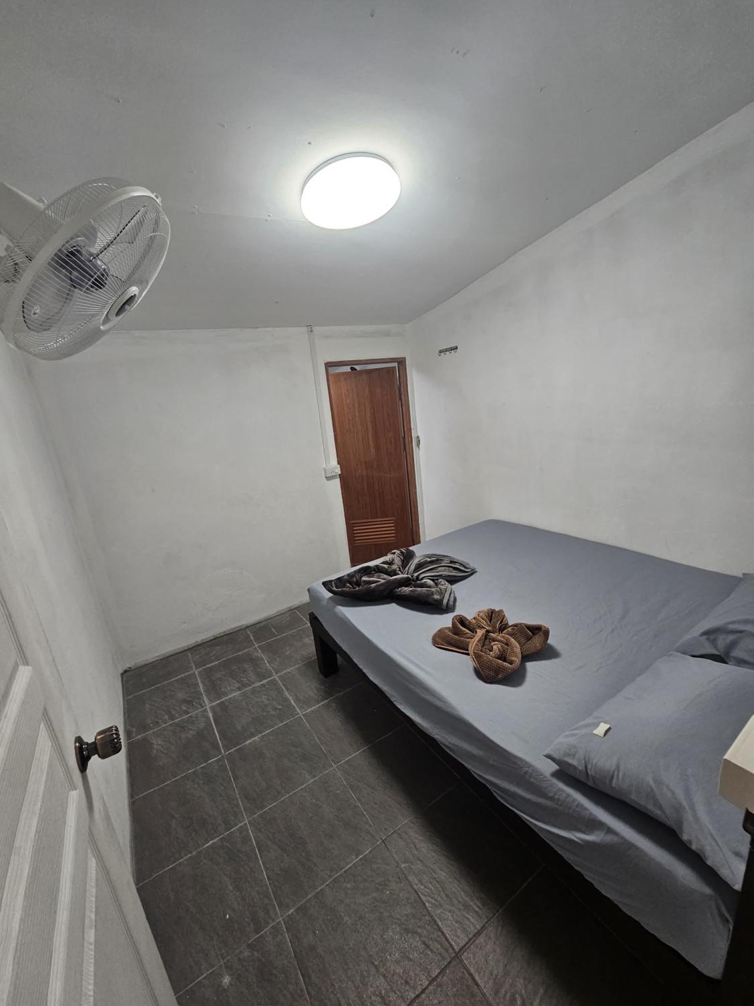 Crazy Monkey Hotel Trat Exterior foto
