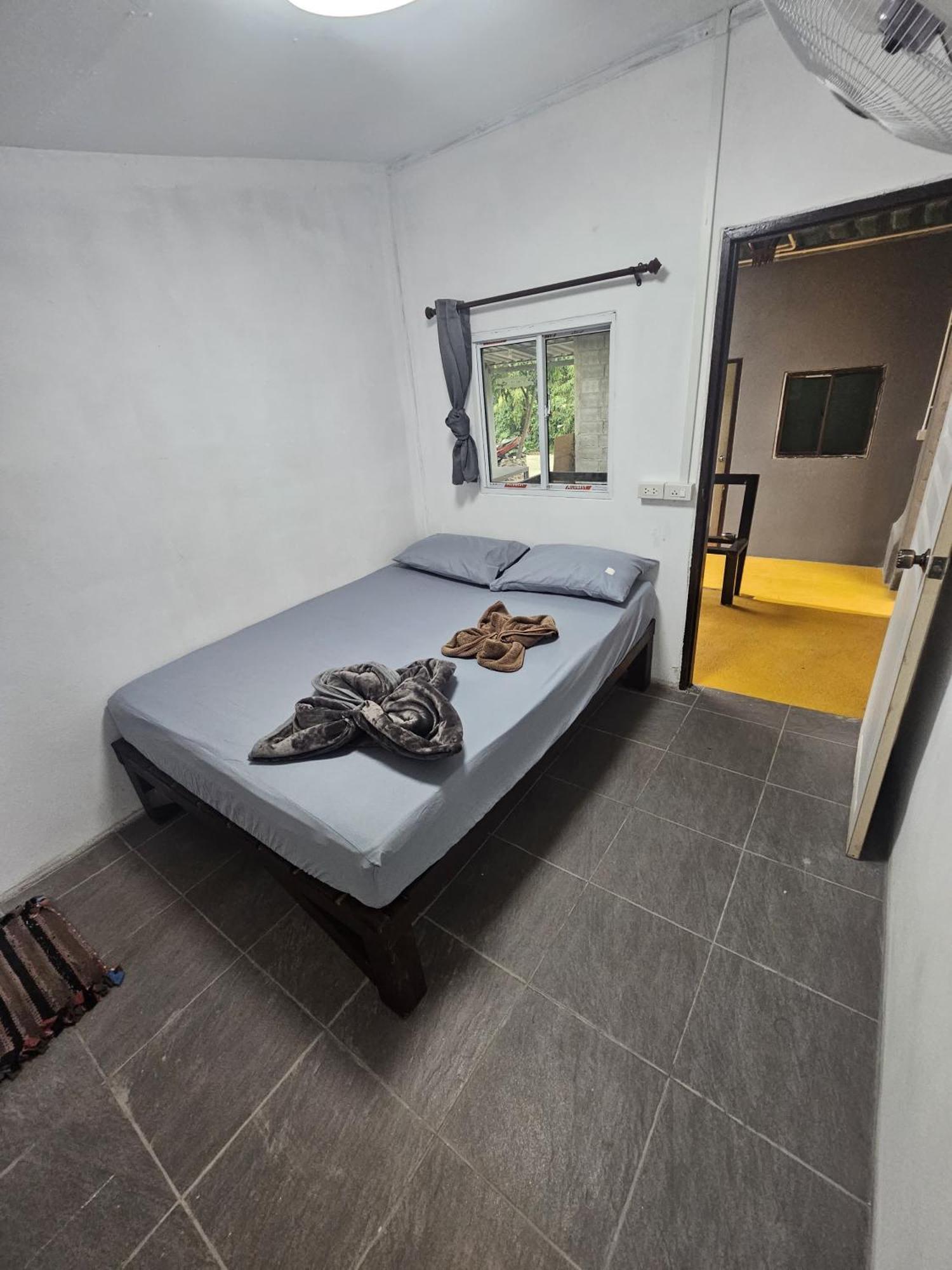 Crazy Monkey Hotel Trat Exterior foto